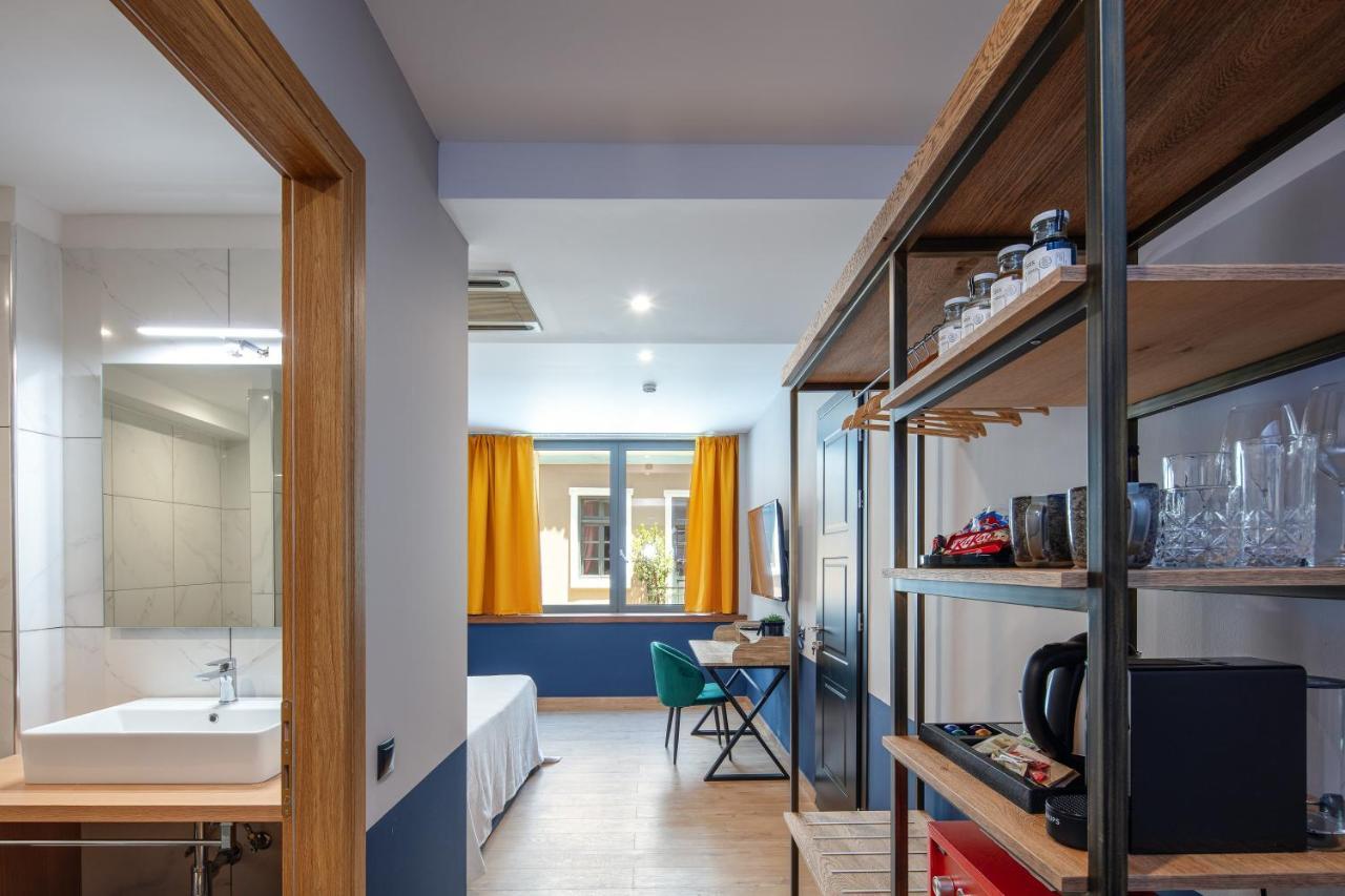 Hotel The Vault Athènes Extérieur photo