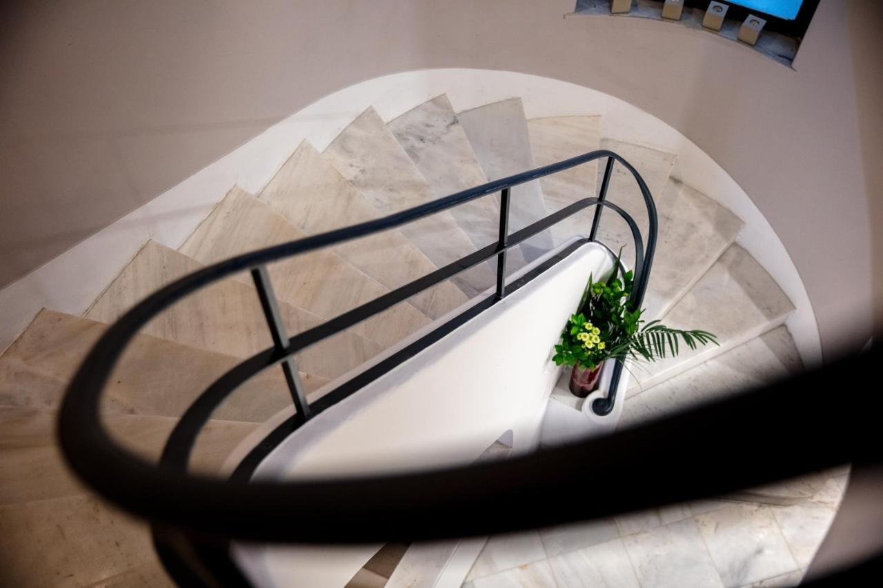Hotel The Vault Athènes Extérieur photo